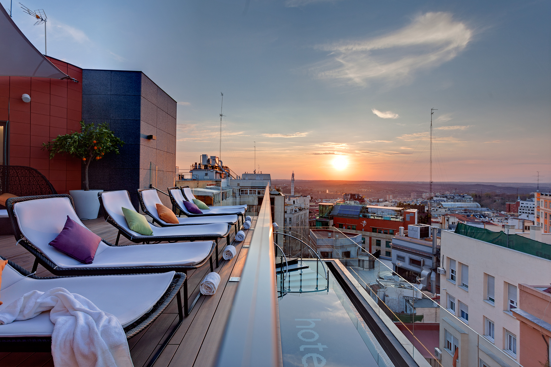 mejores terrazas Madrid - Skylounge del hotel Índigo