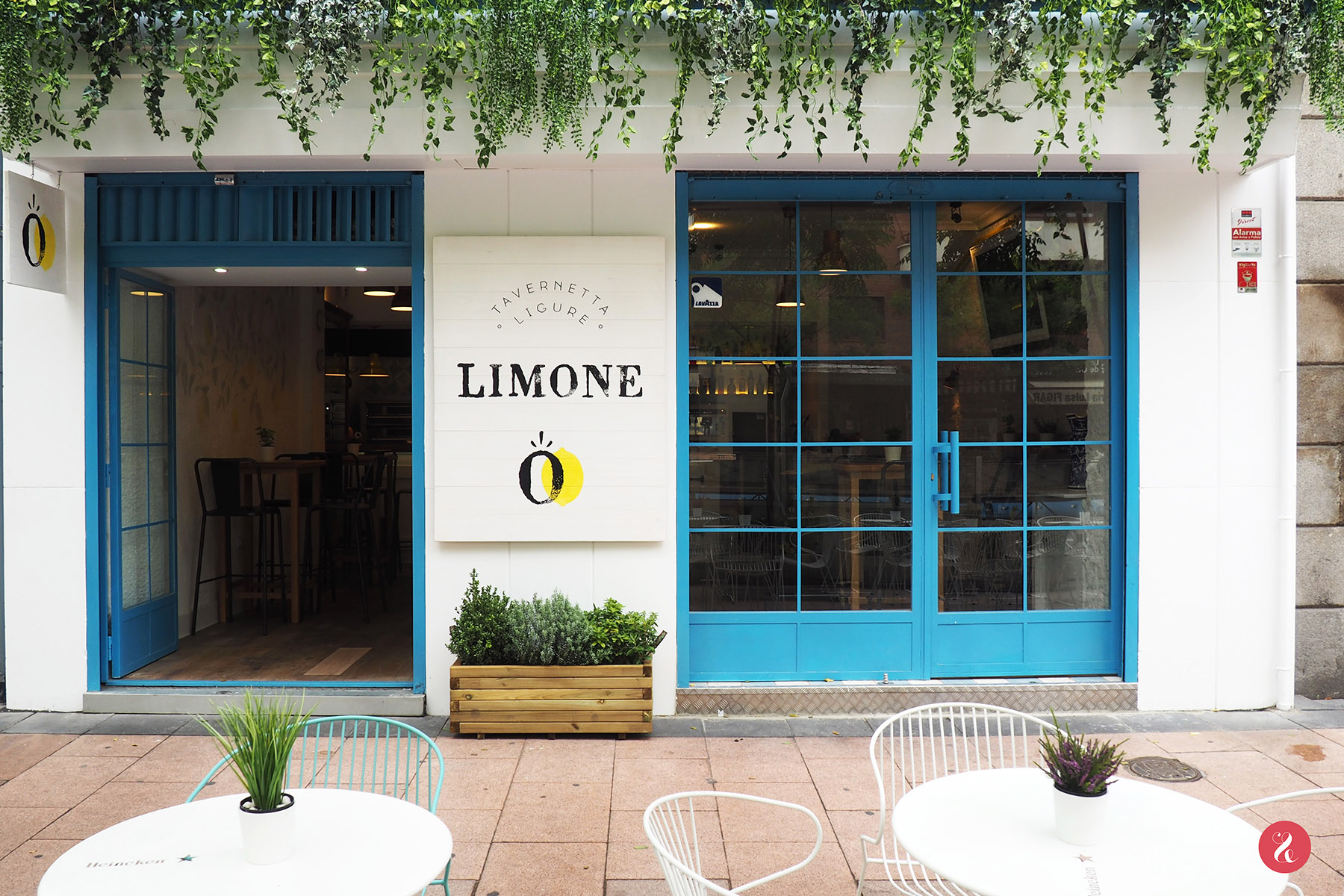 Somos los orgullosos papás de Limone, la primera tavernetta italiana de Madrid, diseñada íntegramente por eat&love studio y nuestro equipo de colaboradores